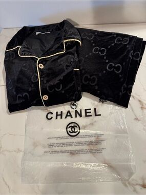Unisex CC pajama set